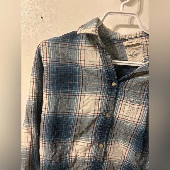 American Eagle Outfitters Boyfriend Fit Plaid Button-Up in Blue/White, Size M - Picture 3 of 4